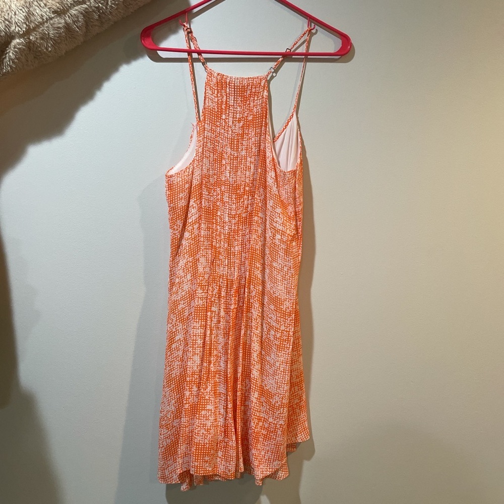 Orange and white dress - Picture 3 of 4